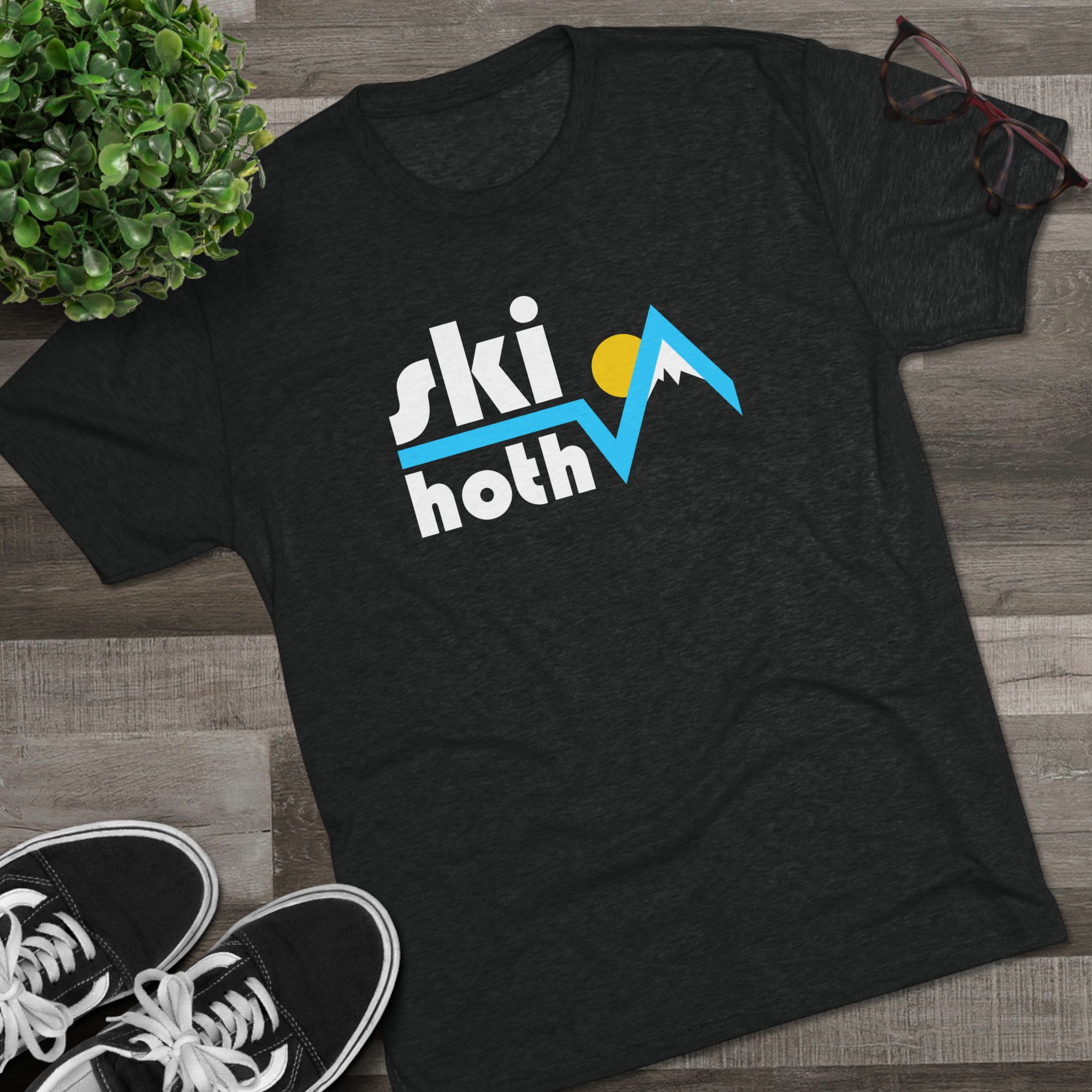 Ski Hoth logo tee T-Shirt | Retro mountain ski design